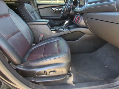 Used 2021 Chevrolet Blazer RS w/ Enhanced Convenience Package image 25