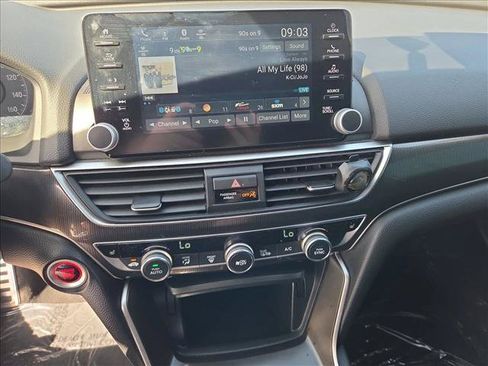 Used 2020 Honda Accord Sport image 14