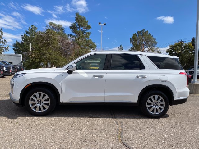 Used 2024 Hyundai Palisade SEL AWD/4WD image 2