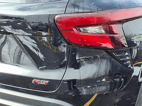 Used 2024 Chevrolet Trax RS w/ Sunroof Package image 26