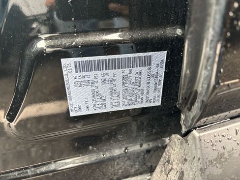 Used 2025 Nissan Rogue SV image 31