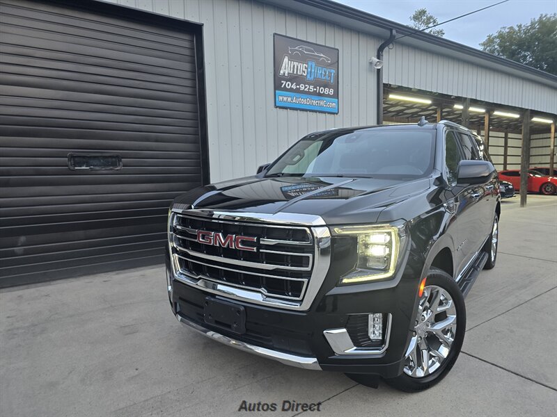 Used 2021 GMC Yukon XL SLT w/ Rear Media and Nav Package AWD/4WD image 12