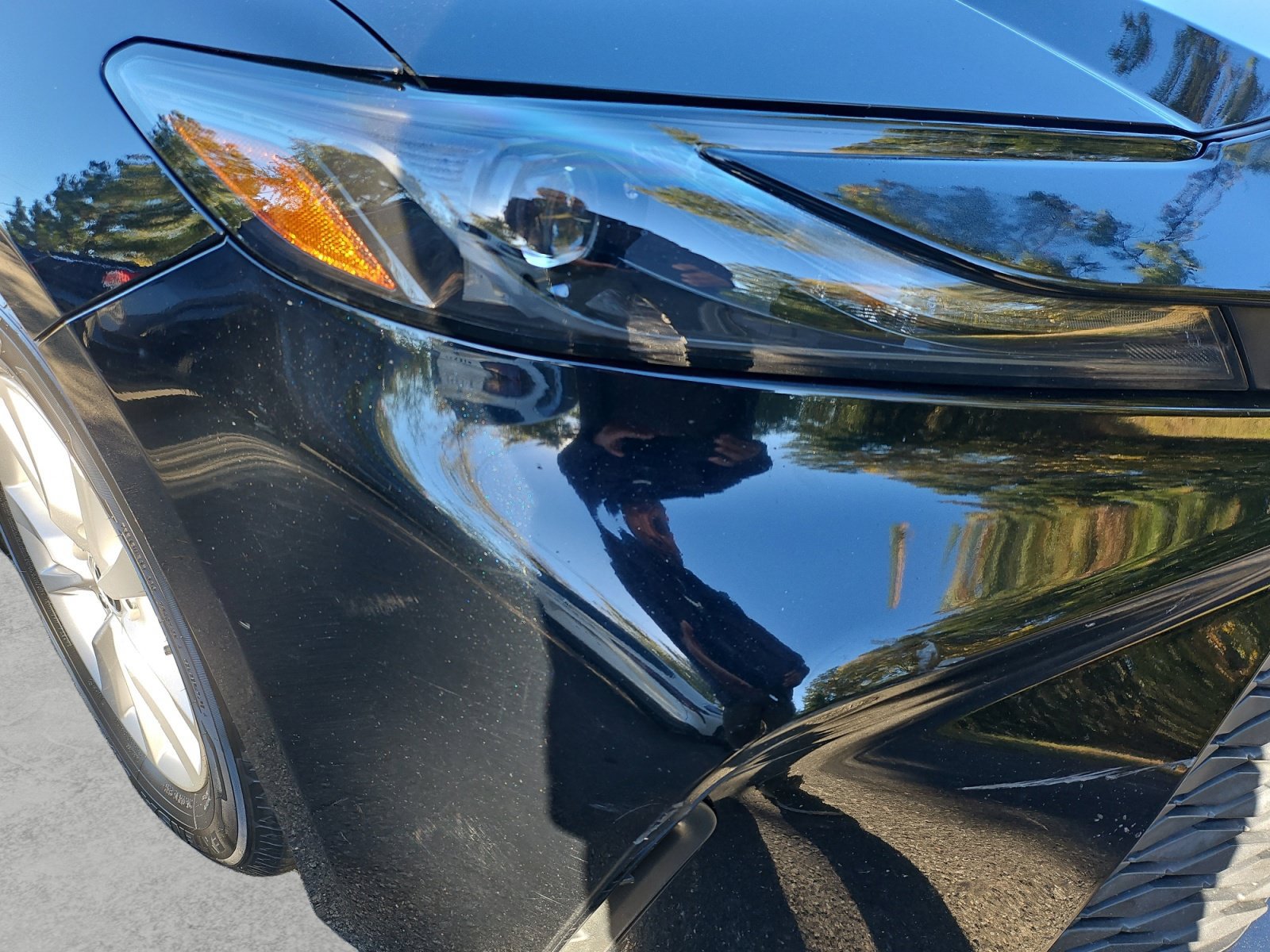 Used 2025 Toyota Camry LE FWD image 39