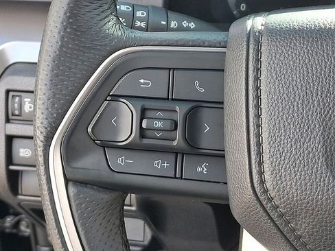 Used 2025 Toyota Tacoma TRD Off-Road image 24