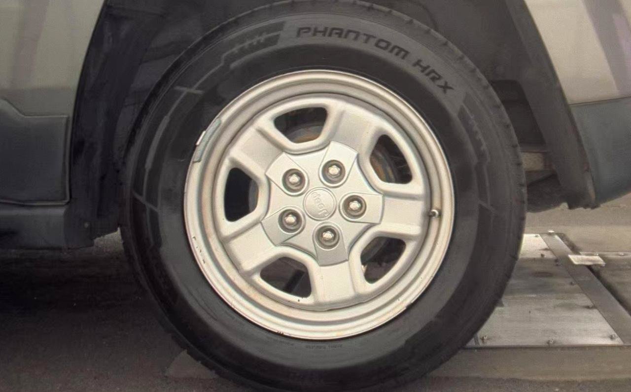 Used 2012 Jeep Patriot Sport w/ PWR Value Group FWD image 12