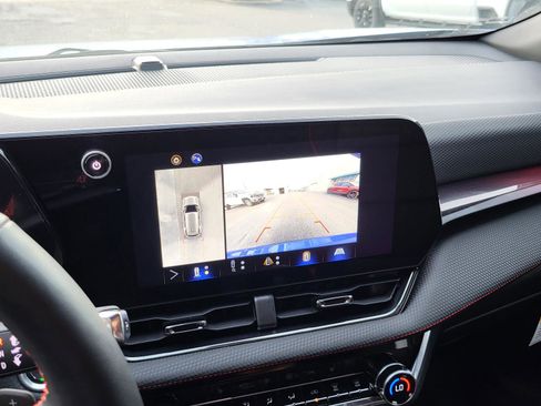 Used 2025 Chevrolet Equinox RS w/ Safety and Technology Package image 27