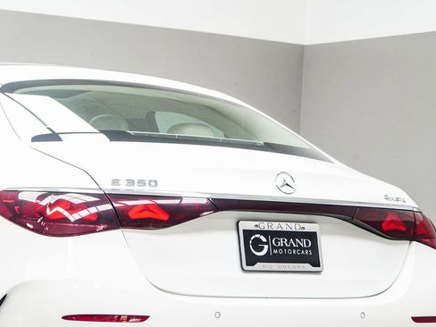 Used 2025 Mercedes-Benz E 350 E 350 image 13