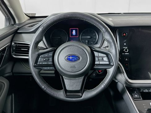 Used 2025 Subaru Outback Onyx Edition image 17