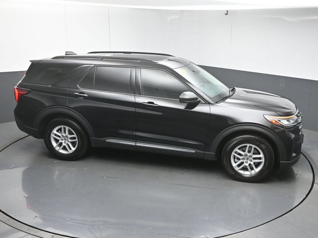 Used 2025 Ford Explorer Active RWD image 48