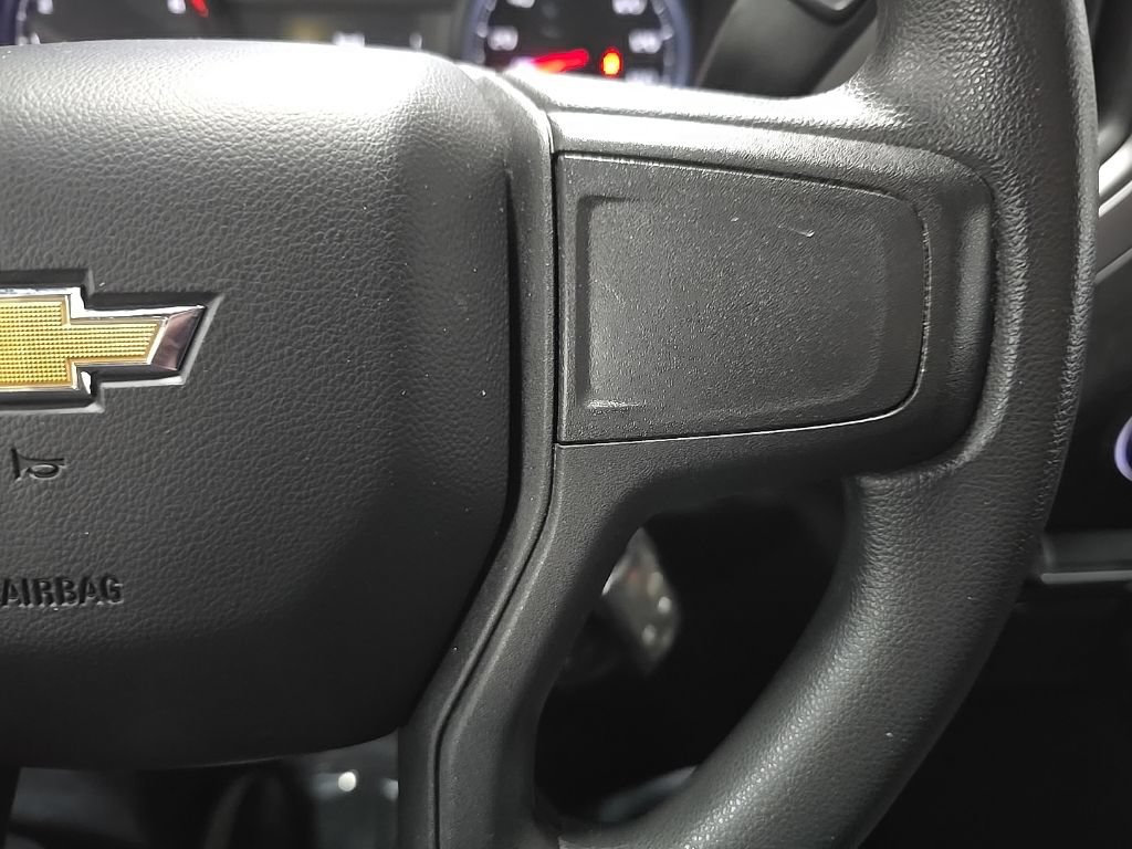 Used 2019 Chevrolet Silverado 1500 Custom w/ Custom Value Package AWD/4WD image 21