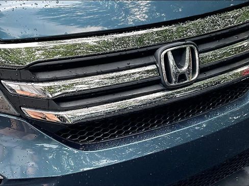 Used 2017 Honda Pilot EX image 29