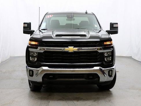 Certified 2025 Chevrolet Silverado 2500 LT w/ Convenience Package image 5