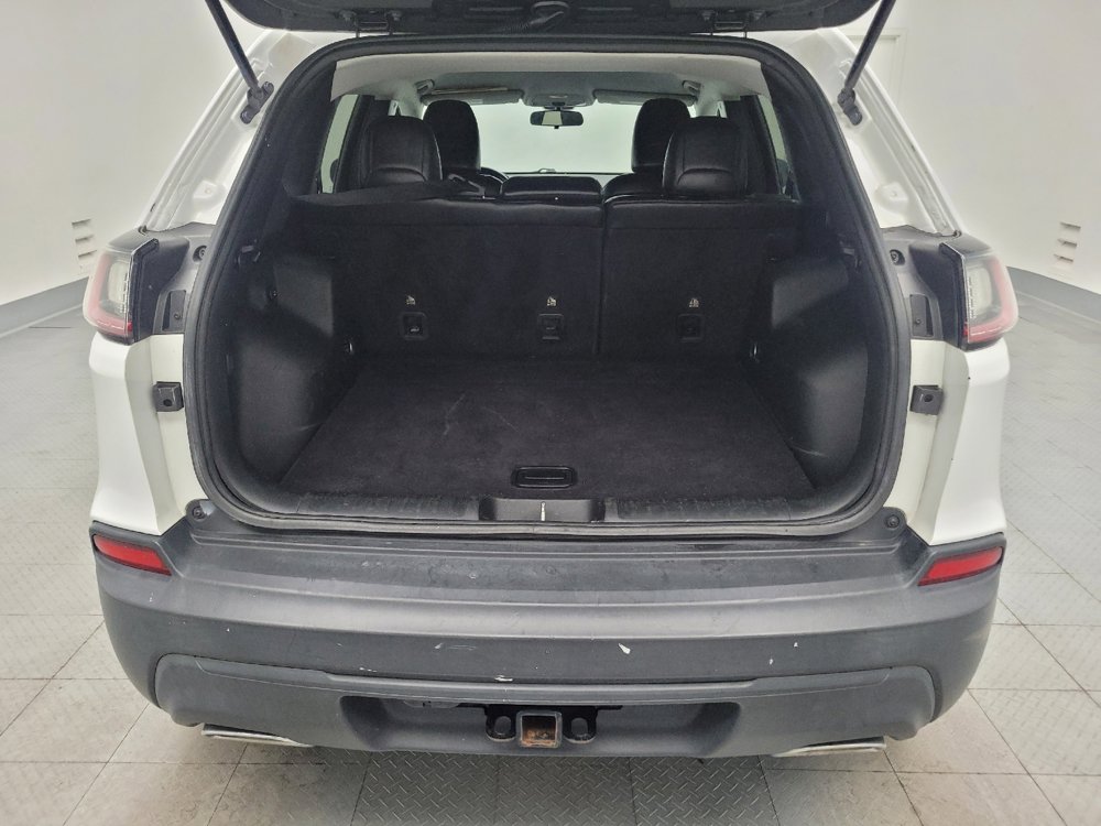 Used 2019 Jeep Cherokee Latitude Plus w/ Trailer Tow Group AWD/4WD image 29