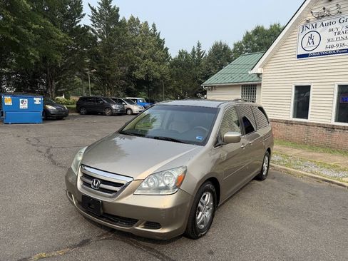 Used 2005 Honda Odyssey EX image 3