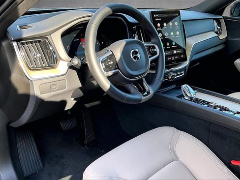 Certified 2026 Volvo XC60 B5 Plus w/ Protection Package Premier image 17