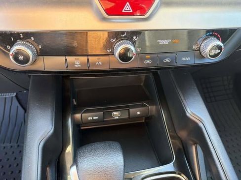 Used 2021 Kia Telluride LX image 45