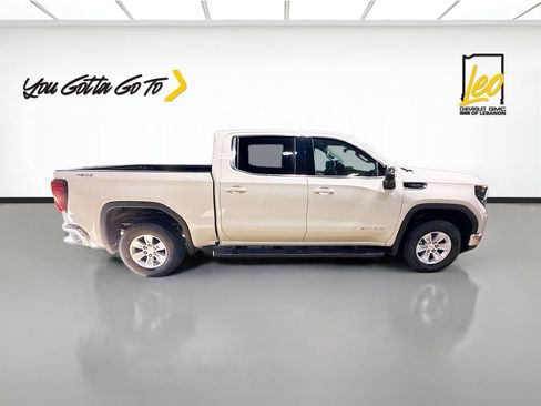 New 2026 GMC Sierra 1500 SLE w/ Preferred Package image 4