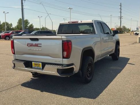 Used 2020 GMC Sierra 1500 SLE w/ Remote Start Package AWD/4WD image 8
