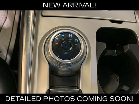 Used 2022 Ford Explorer XLT w/ Equipment Group 202A AWD/4WD image 45