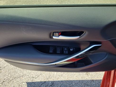 Used 2019 Toyota Corolla XSE FWD image 16