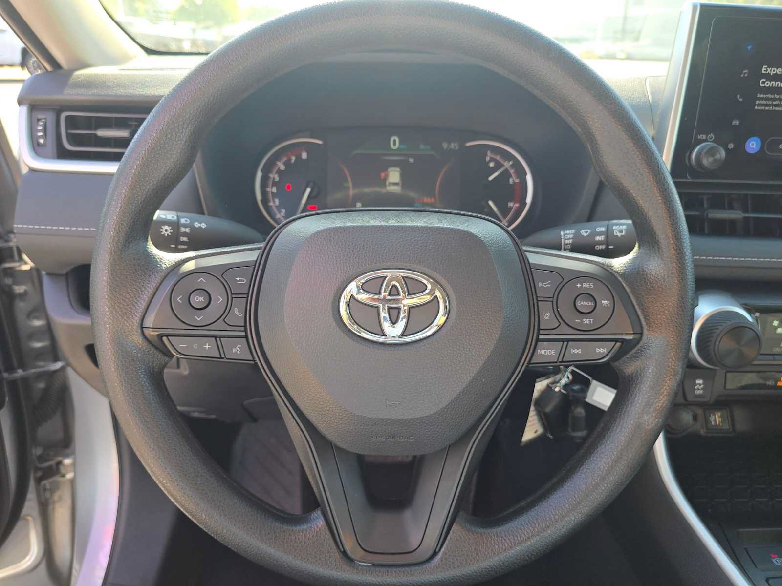 Certified 2025 Toyota RAV4 LE AWD/4WD image 22