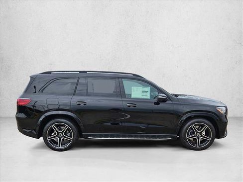 New 2026 Mercedes-Benz GLS 450 4MATIC image 4