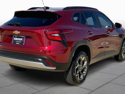 Certified 2024 Chevrolet Trax LT image 13