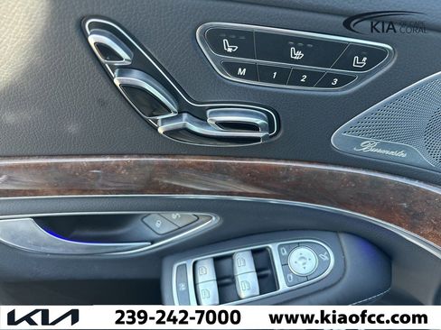 Used 2019 Mercedes-Benz S 560 4MATIC Sedan image 16