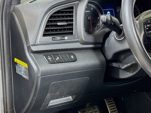 Used 2018 Hyundai Elantra Sport w/ Cargo Package image 8