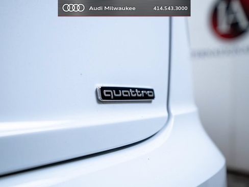 Used 2023 Audi Q8 Premium Plus AWD/4WD image 13