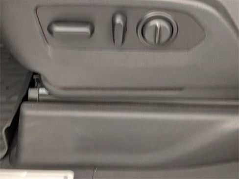 Used 2020 Chevrolet Silverado 1500 LT Trail Boss image 14