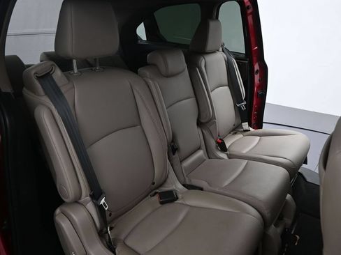 Used 2024 Honda Odyssey Touring image 13
