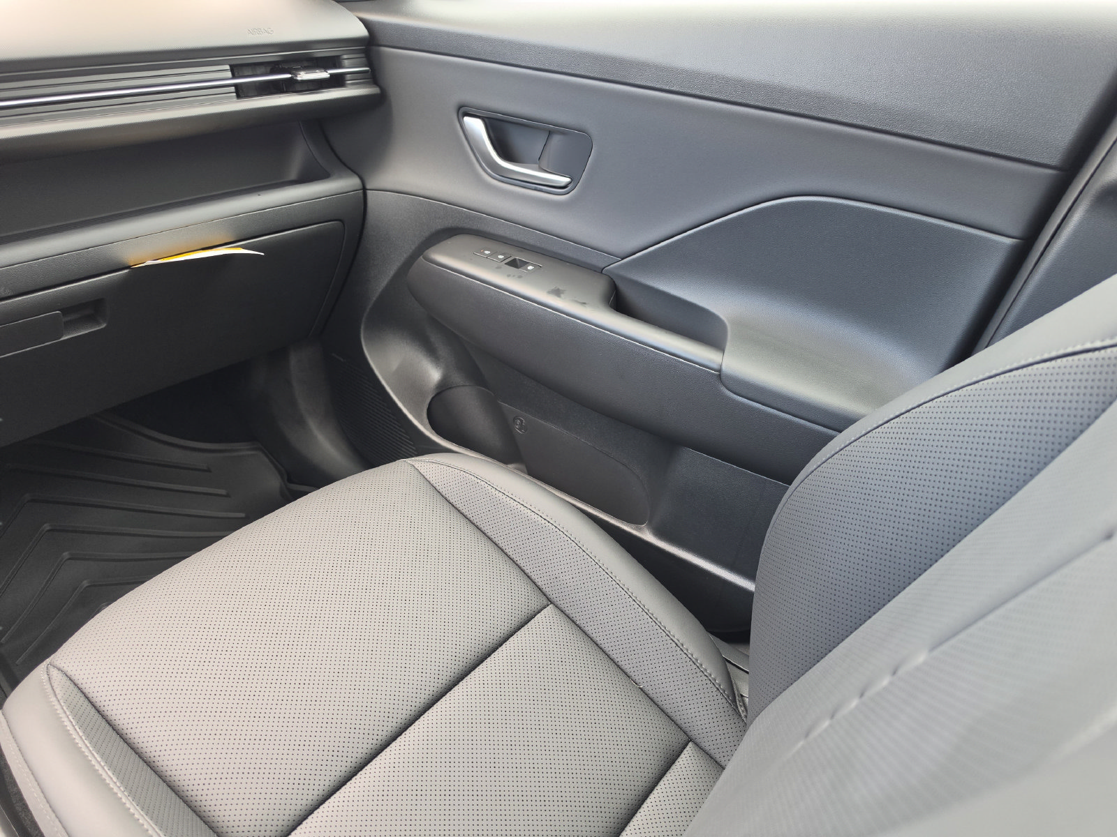 New 2026 Hyundai Kona Limited FWD image 21