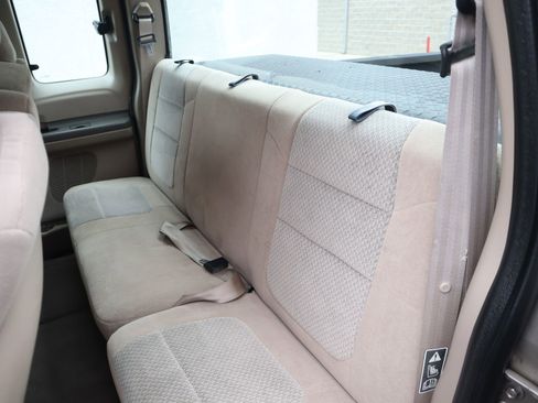 Used 2002 Ford F250 XLT AWD/4WD image 33