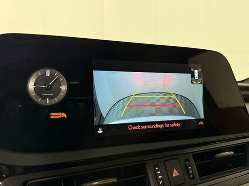 Used 2025 Lexus ES 350 w/ Premium Package FWD image 25