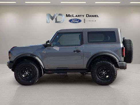 Certified 2023 Ford Bronco Wildtrak AWD/4WD image 3