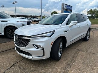 Used 2022 Buick Enclave Avenir FWD video 1