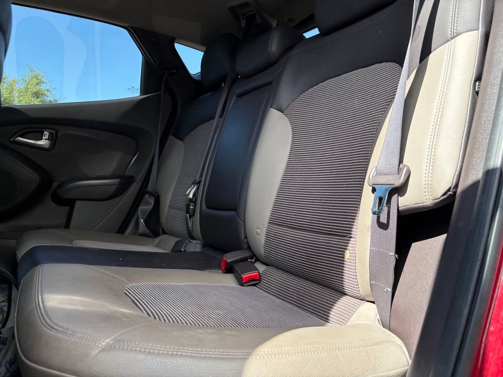 Used 2012 Hyundai Tucson GLS FWD image 10