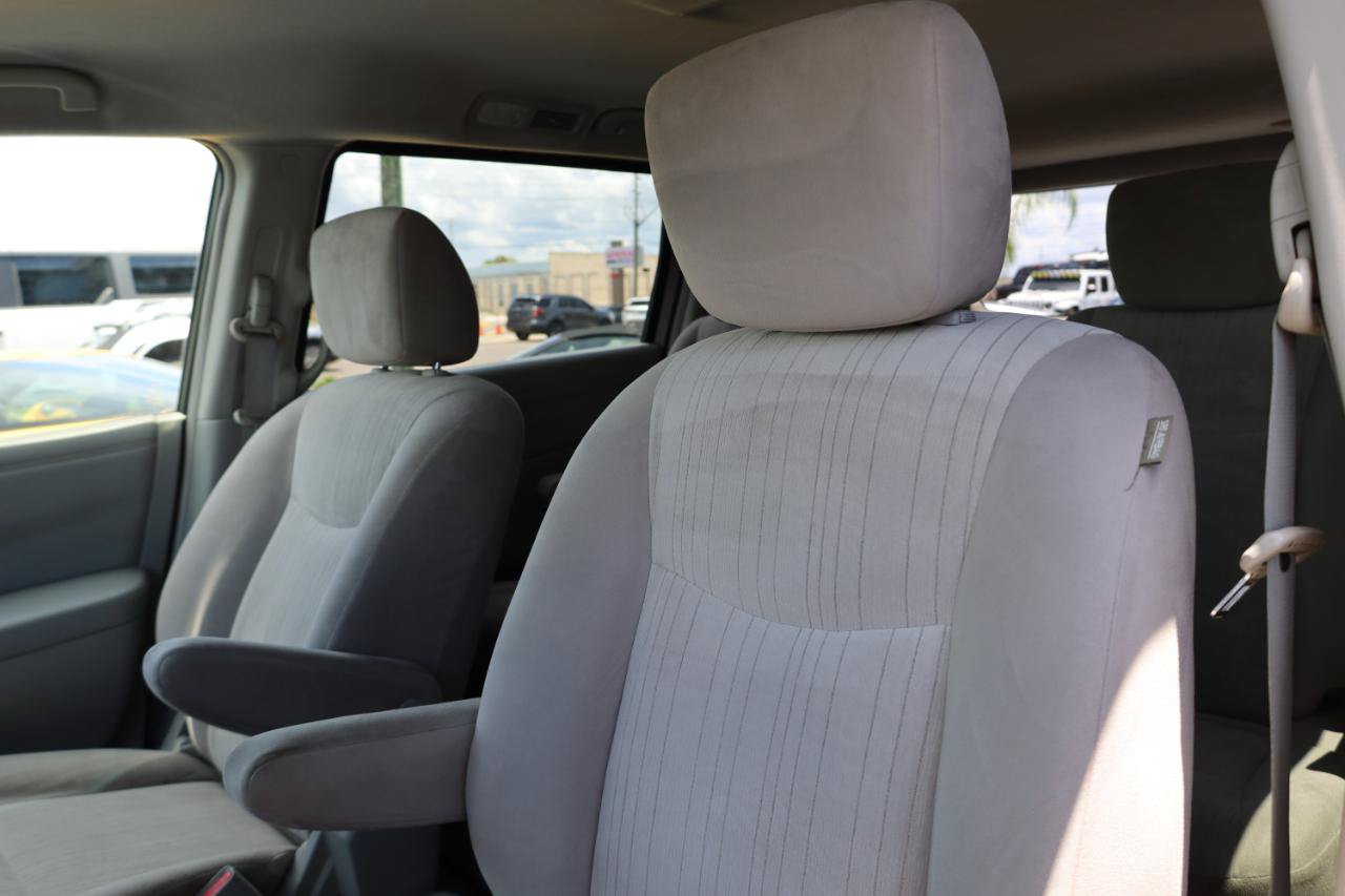 Used 2015 Nissan Quest SV w/ Protection Package FWD image 5
