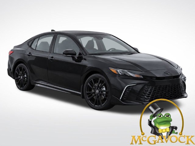 Used 2026 Toyota Camry Hybrid w/ Convenience Package FWD image 1