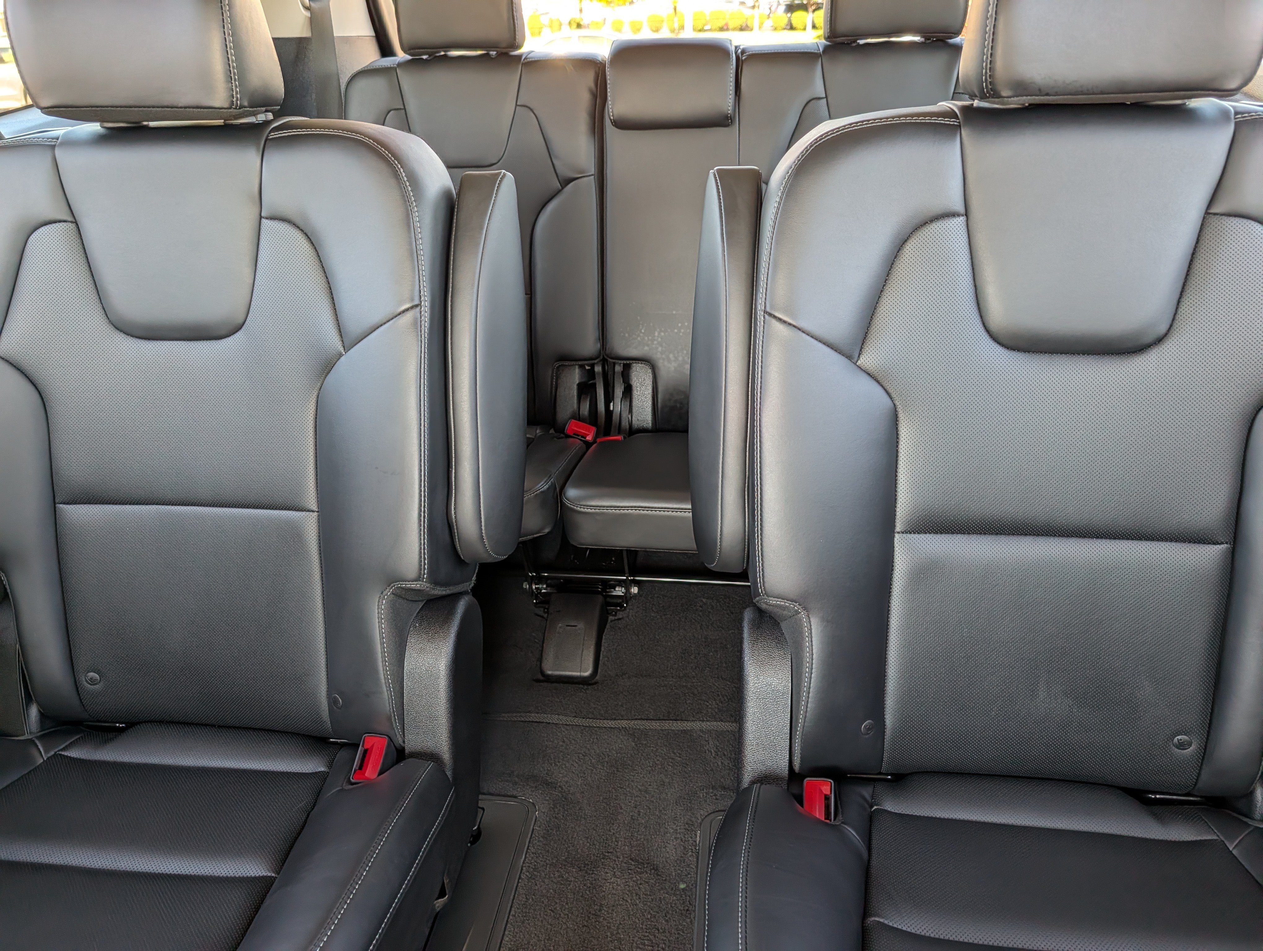 Certified 2024 Kia Telluride S w/ S Sunroof Package AWD/4WD image 13