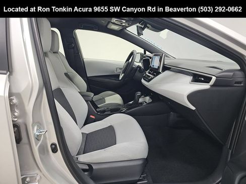 Used 2026 Toyota Corolla SE FWD image 6