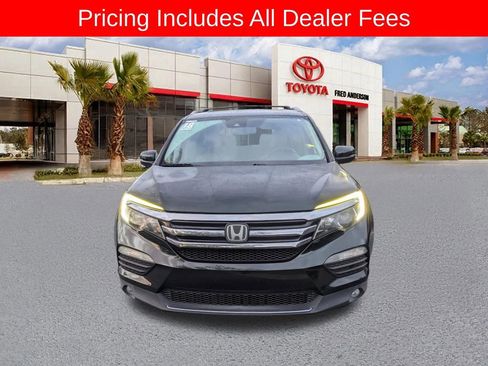 Used 2018 Honda Pilot Touring image 9