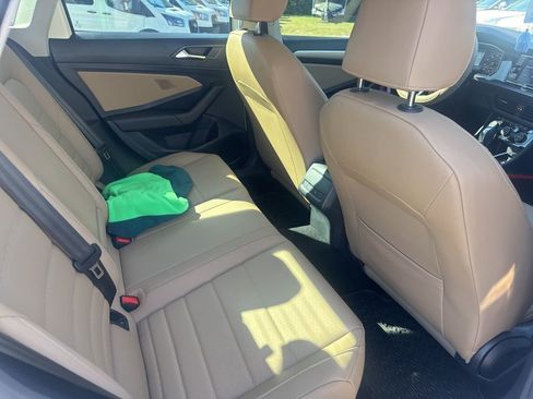 Used 2021 Volkswagen Jetta image 18