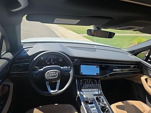 Used 2023 Audi Q7 3.0T Premium Plus w/ Premium Plus Package AWD/4WD image 8