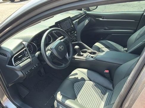 Used 2022 Toyota Camry SE w/ Cold Weather Package AWD/4WD image 10