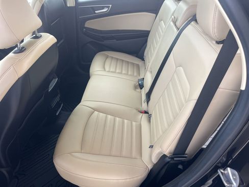 Certified 2023 Ford Edge SEL w/ Convenience Package AWD/4WD image 12