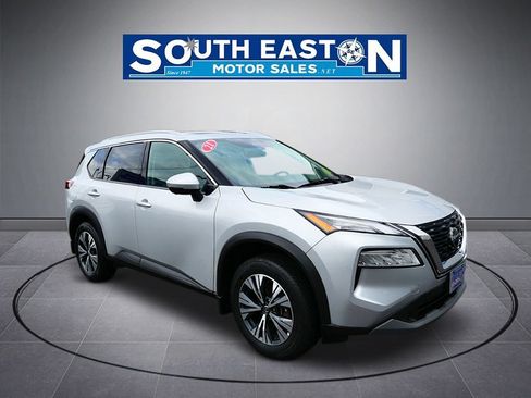 Used 2021 Nissan Rogue SV w/ Premium Package AWD/4WD image 2