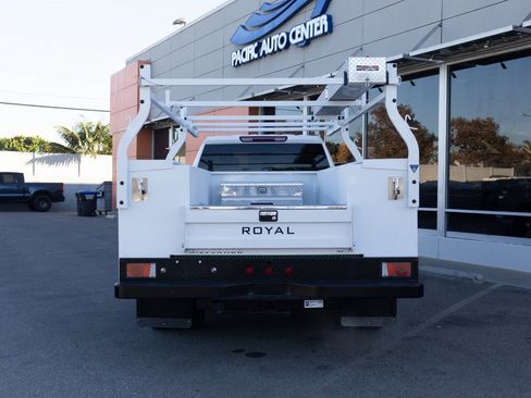 Used 2022 Chevrolet Silverado 3500 LT image 12