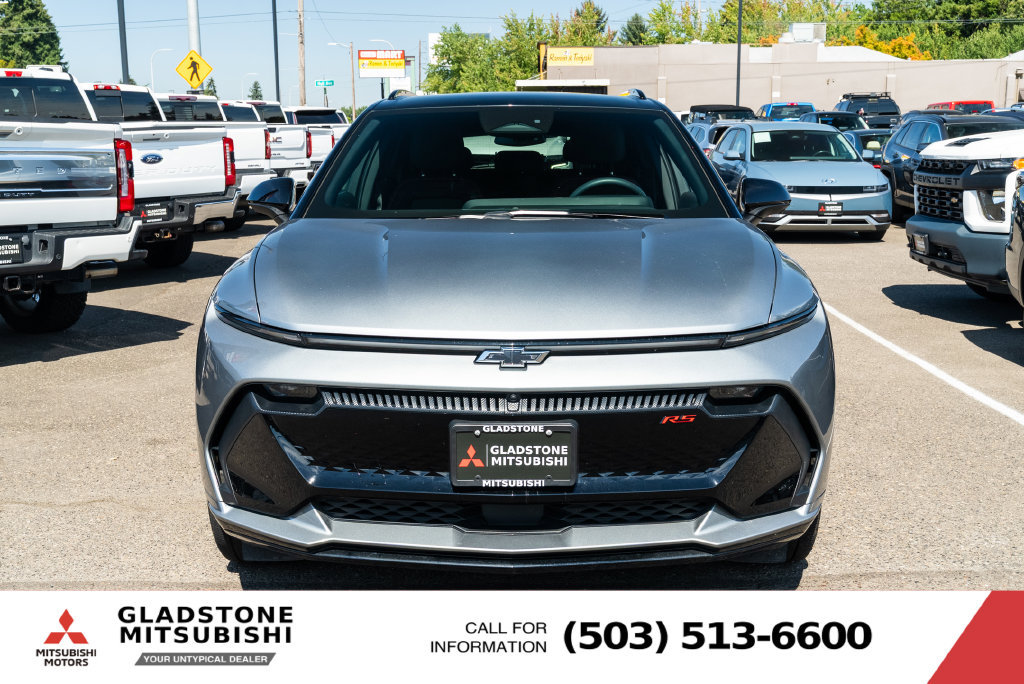 Used 2024 Chevrolet Equinox EV RS FWD image 2